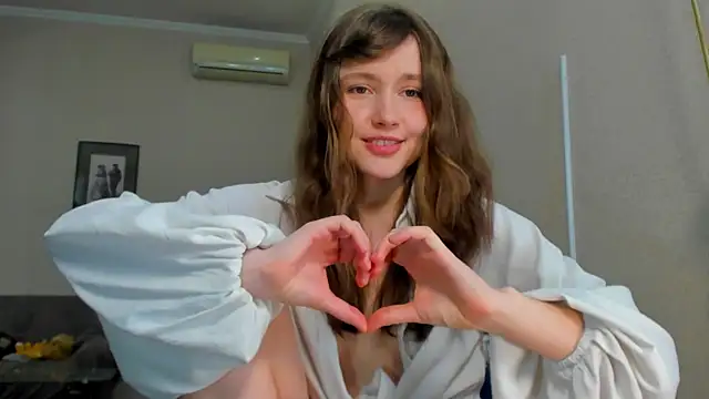 MaryannSofts online show from 05-06-26, 12:54