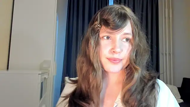 Snapshot of MaryannSofts chatting on 06-19-26, 02:54 MaryannSofts online show from 06-19-26, 02:54