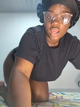 YourLiaa  online show from 03-30-26, 05:30