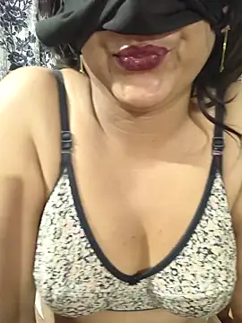 Snapshot of Funcouple0069 chatting on 04-20-26, 01:58 Funcouple0069 online show from 04-20-26, 01:58
