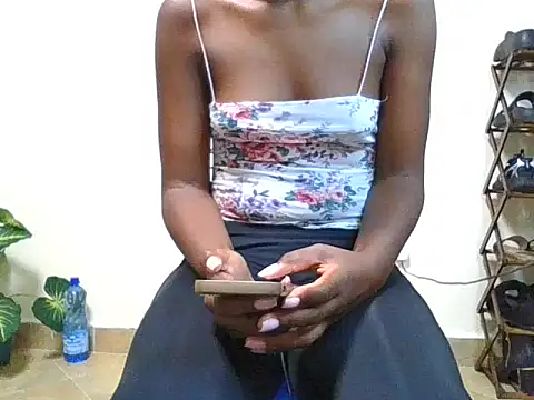 amandaammy150 online show from 04-02-26, 12:03