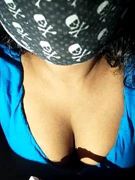 Horny Natasa  online show from 04-21-26, 10:10