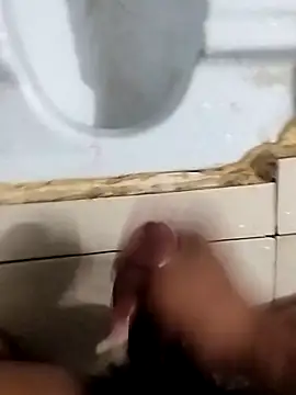 ishan Singh1 online show from 04-15-26, 12:23