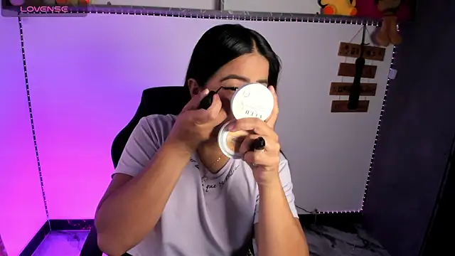 vickylatina  online show from 03-10-26, 12:54