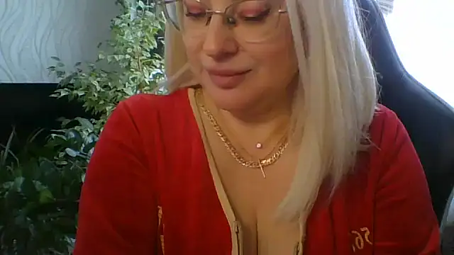 LianaSweetX online show from 03-19-26, 06:50