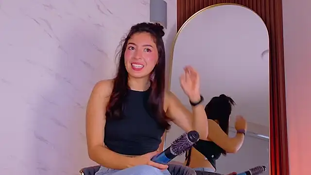 MiiaCullens online show from 03-30-26, 11:55