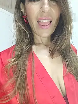 Snapshot of ChiaraFerraro chatting on 05-15-26, 06:53 ChiaraFerraro online show from 05-15-26, 06:53