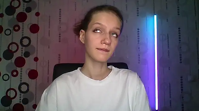 Snapshot of Chrissy_Joyful chatting on 05-05-26, 05:04 Chrissy Joyful online show from 05-05-26, 05:04