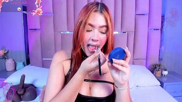 Saory     online show from 04-06-26, 11:16