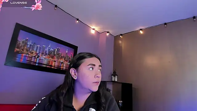 Lucyy tits online show from 07-09-26, 01:04