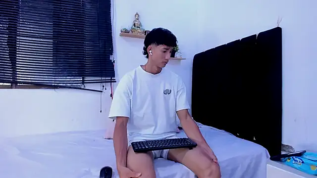 angel boy02 online show from 08-09-26, 08:47