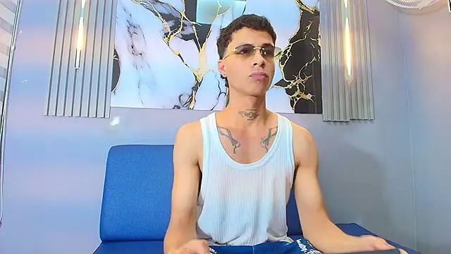 HENRY GREEN2 online show from 04-25-26, 12:35