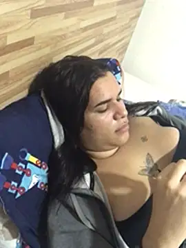 Snapshot of Gabrielaparaiso chatting on 05-30-26, 02:25 Gabrielaparaiso online show from 05-30-26, 02:25