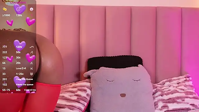 SoyJuliana 19 online show from 07-21-26, 08:00