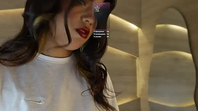 Mia Rosalie online show from 05-14-26, 07:42