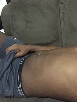 Snapshot of Henriqueamoror chatting on 03-14-26, 03:45 Henriqueamoror online show from 03-14-26, 03:45