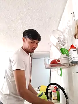 Diamond Liam online show from 03-11-26, 08:59