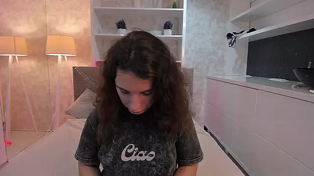Snapshot of JosephineRows chatting on 08-01-26, 05:40 JosephineRows online show from 08-01-26, 05:40