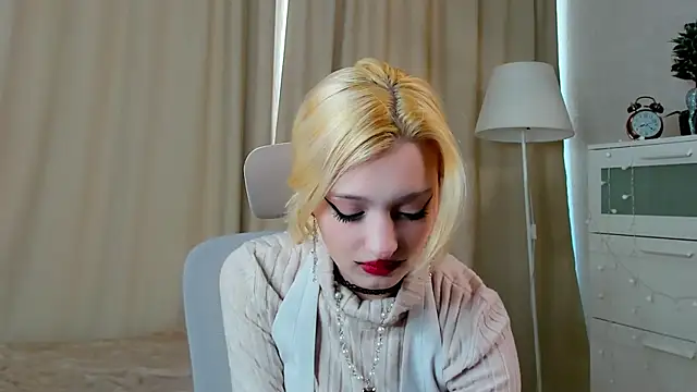 Snapshot of KatherinaFissell chatting on 03-09-26, 10:52 KatherinaFissell online show from 03-09-26, 10:52