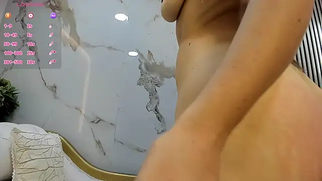 Gigi cutte  online show from 04-17-26, 12:19