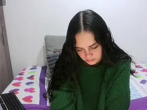 Snapshot of ashely_jensen chatting on 06-17-26, 02:03 ashely jensen online show from 06-17-26, 02:03