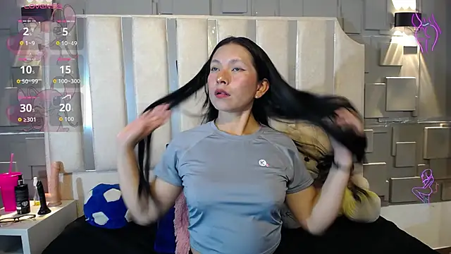Chloe16  online show from 04-04-26, 07:11