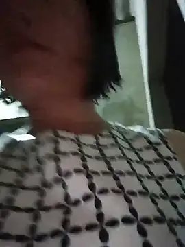 Snapshot of Yuhi3d chatting on 07-25-26, 01:19 Yuhi3d online show from 07-25-26, 01:19