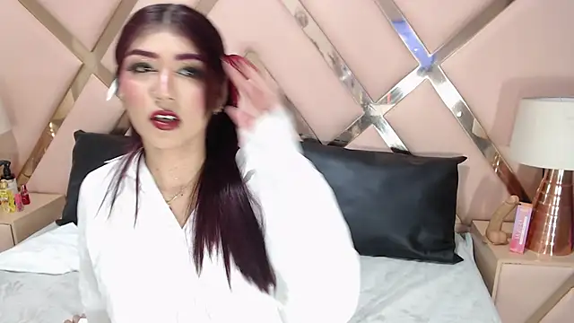 ZairaRogue online show from 03-12-26, 12:11