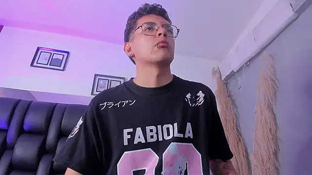 dalhia and hades online show from 05-16-26, 12:59