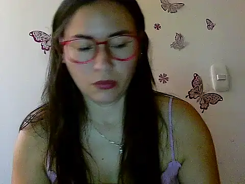 Erin oficial online show from 04-23-26, 02:41