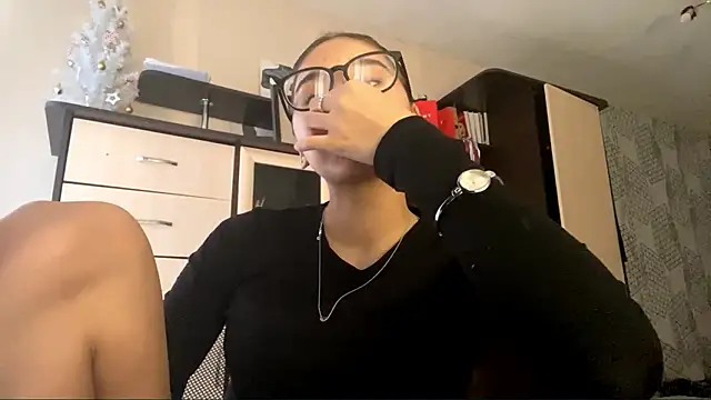 CatherineForbes online show from 03-09-26, 11:25