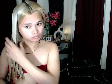 Snapshot of SweetyScarlet chatting on 05-16-26, 11:53 SweetyScarlet online show from 05-16-26, 11:53