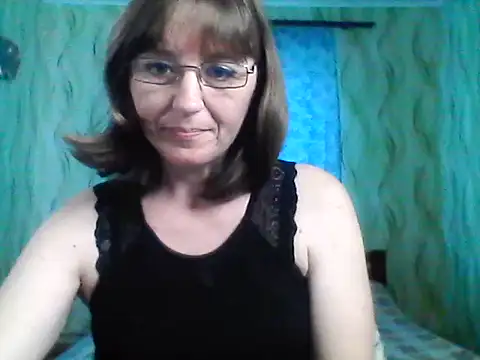 Alisaprice077 online show from 04-13-26, 07:36
