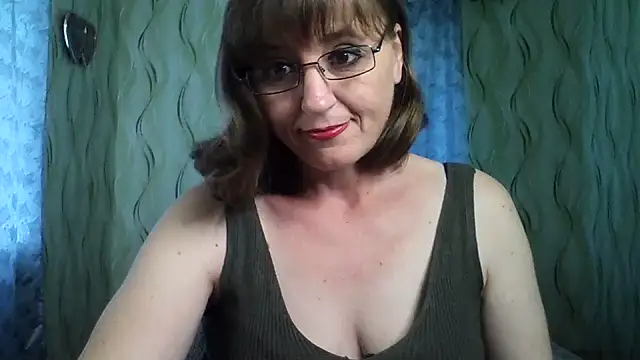 Snapshot of Alisaprice077 chatting on 06-19-26, 09:24 Alisaprice077 online show from 06-19-26, 09:24