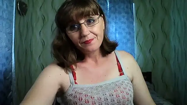 Snapshot of Alisaprice077 chatting on 07-11-26, 01:36 Alisaprice077 online show from 07-11-26, 01:36