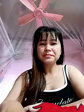 Snapshot of Ivey_S1 chatting on 03-10-26, 11:10 Ivey S1 online show from 03-10-26, 11:10