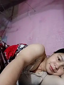 Snapshot of Ivey_S1 chatting on 03-11-26, 12:33 Ivey S1 online show from 03-11-26, 12:33