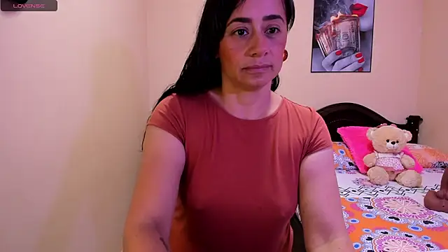 sara florez12 online show from 04-10-26, 11:15