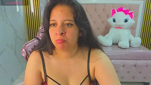 sara tellez s online show from 05-08-26, 03:23
