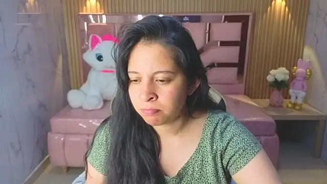 Snapshot of sara_tellez_s chatting on 06-17-26, 03:09 sara tellez s online show from 06-17-26, 03:09