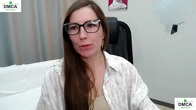 eva lady online show from 03-24-26, 03:50