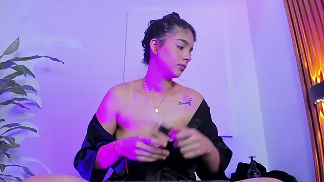 BellaRomano online show from 04-01-26, 01:41