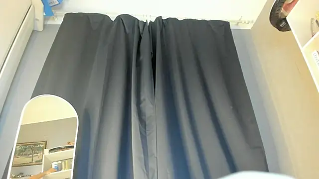 Snapshot of mint_ray chatting on 06-18-26, 05:30 mint ray online show from 06-18-26, 05:30