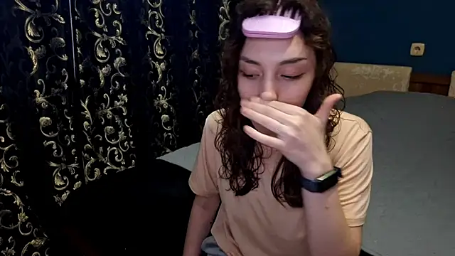 CindyLight online show from 04-19-26, 04:17