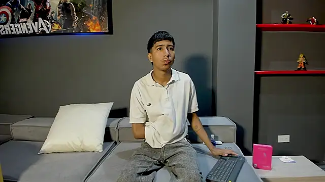 Ender h0tt online show from 03-19-26, 01:48