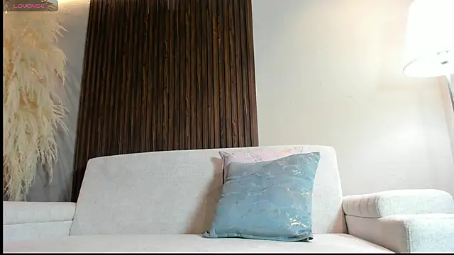 Snapshot of Ender_h0tt chatting on 06-02-26, 03:41 Ender h0tt online show from 06-02-26, 03:41