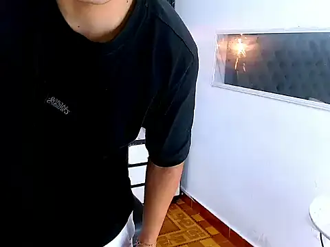 Alex Wolft online show from 05-14-26, 03:35