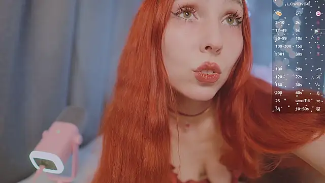 Snapshot of x__sexykitten666__x chatting on 05-10-26, 04:12 x sexykitten666 x online show from 05-10-26, 04:12