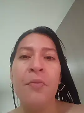 Snapshot of Dr_Edna_naughty chatting on 07-11-26, 06:21 Dr Edna naughty online show from 07-11-26, 06:21