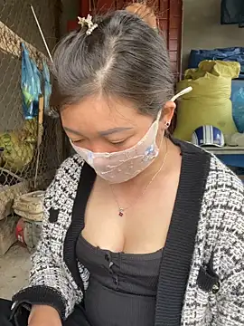 Bling-pusy online show from 03-12-26, 04:40